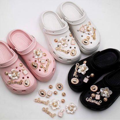 Fashion Alloy Three-dimensional Letter Shoe Flower