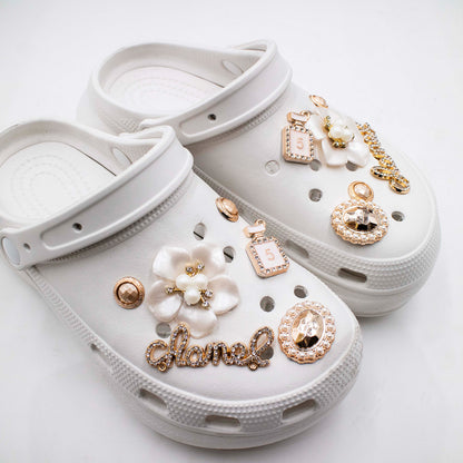 Fashion Alloy Three-dimensional Letter Shoe Flower